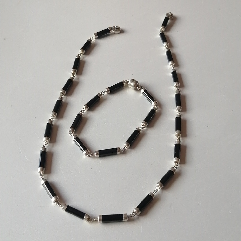 Vintage Mid-century Art Deco Style Faux Onyx Tube Link Silvertone Set